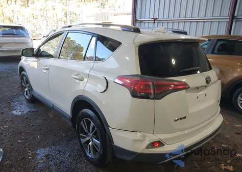2017 Toyota Rav4 Xle из США, поврежденный, VIN JTMWFREV3HD103936